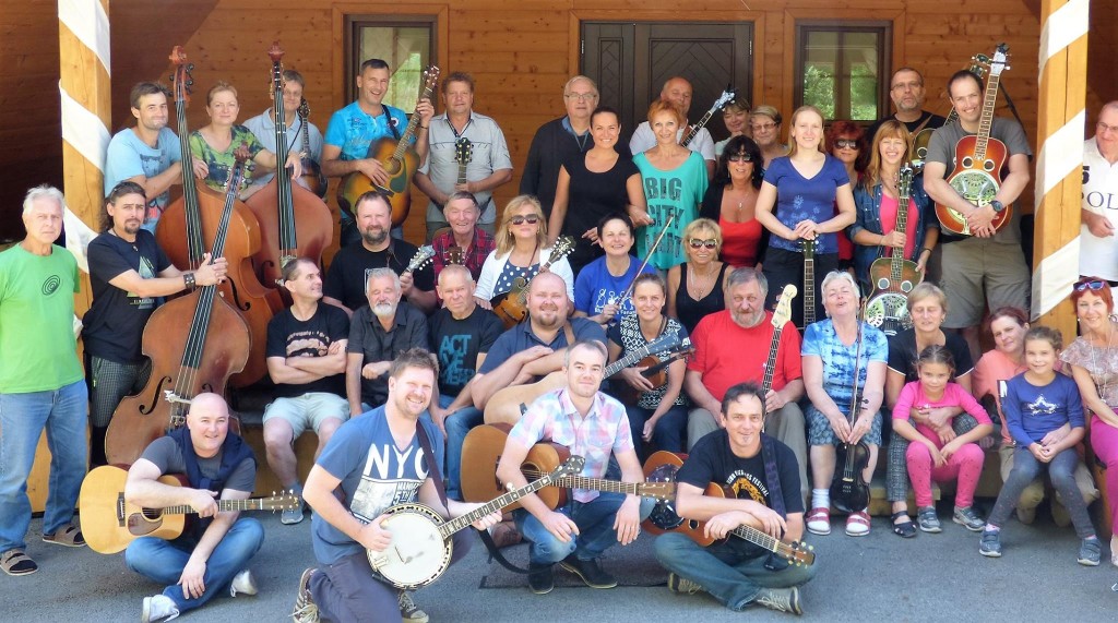 Účastníci Bluegrass Wellness 2016