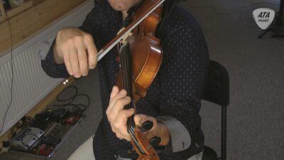 Housle – Tisíc mil - Image 3